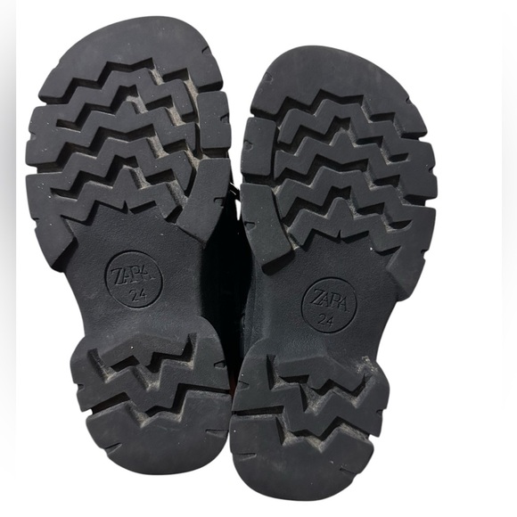 Zara Boots size 24 - Picture 6 of 7